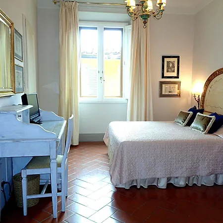 Relais Cavalcanti Affittacamere Firenze