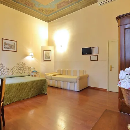 Hotel Residenza Cimabue 3*