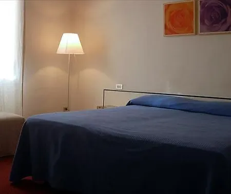 Il Poeta Dante Hotel 3*