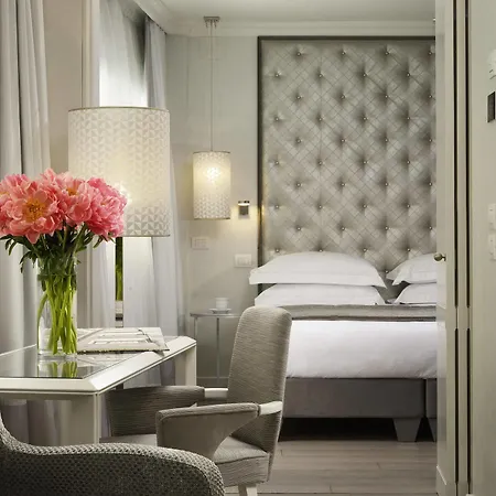 Ponte Vecchio & Hotell 4*