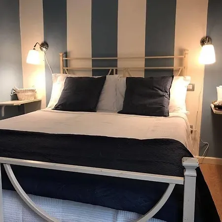 Bed & Breakfast Di Piazza Del Duomo 2*