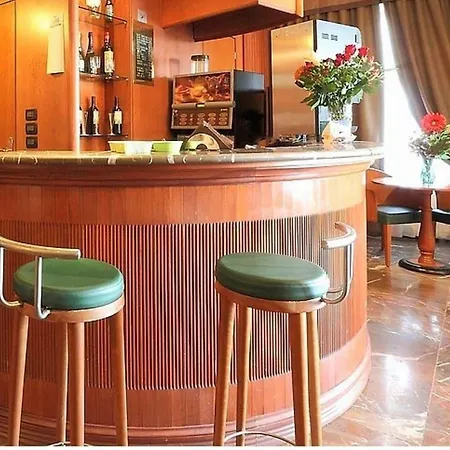 Arcadia Hotel 3*