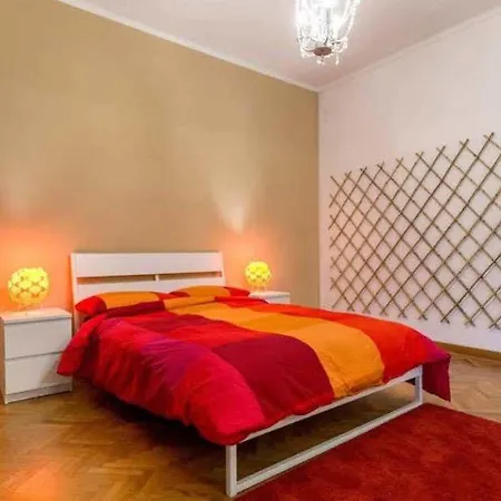 Gallery Hotel 3*