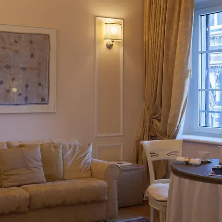 Aparthotel Granduomo Charming Florence