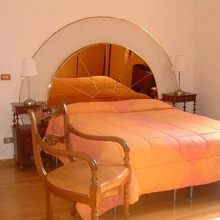 Ulivi Hotel 2*