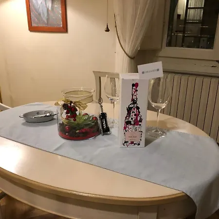 아파트, 필링 아파트 피렌체
