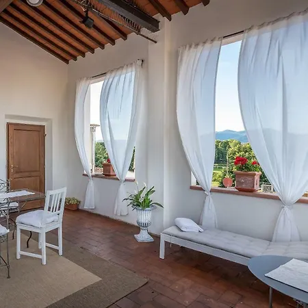 Dimora Bandinelli Bed & Breakfast 2*
