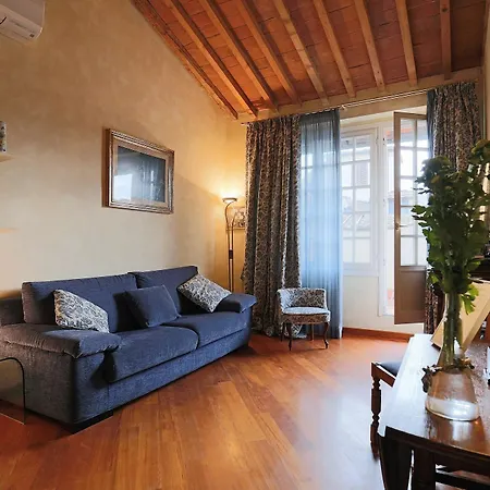 Apartment My - Historic Centre