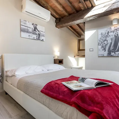Boutique Santa Maria Novella Pensión 3*