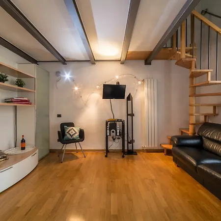 Apartment In Pier Capponi *