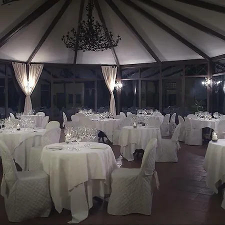 Il Trebbiolo Country house *