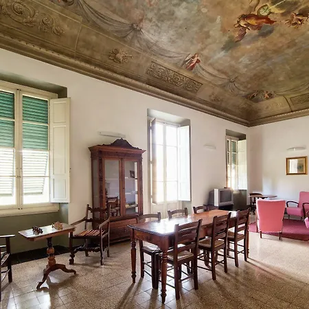 Casa Santo Nome Di Gesu 3* Floransa