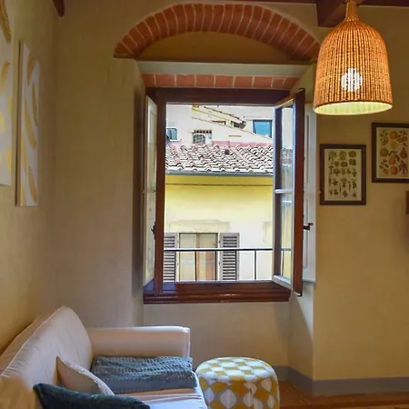 Calzaiuoli Luxury And Characteristic * Florence