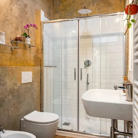 Appartamento 58 Via Guelfa Firenze