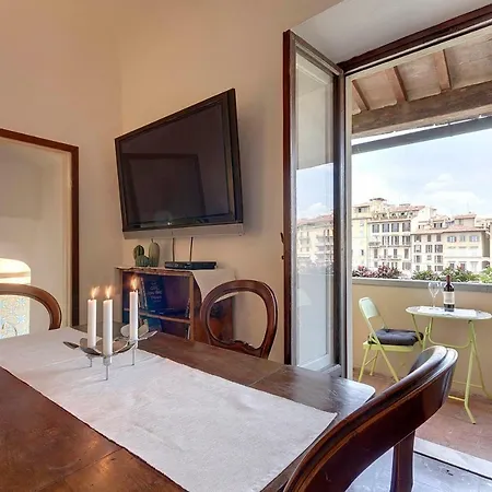 Apartament Historical Spectacular Arno View With Balcony From 12 Th Century.