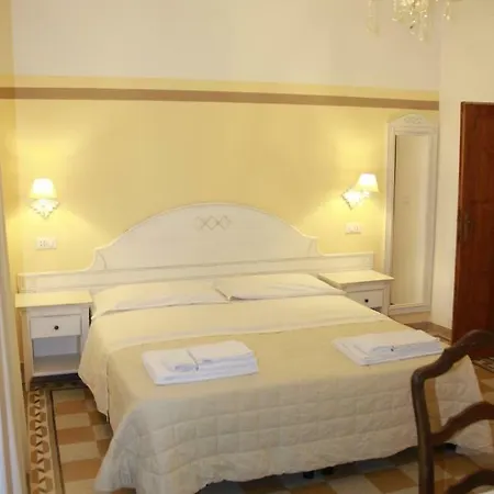 Domo Florenzia Bed & Breakfast