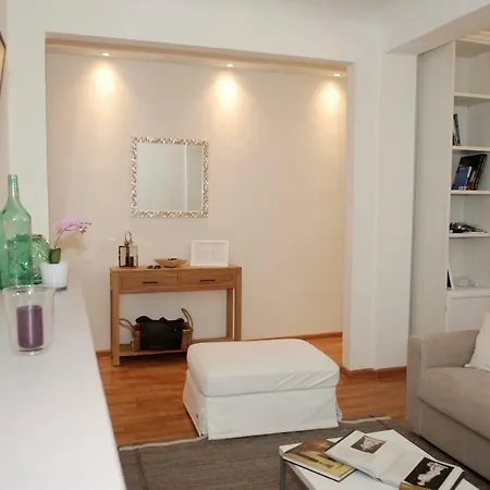 La Musa Di Via Dante Apartmán *