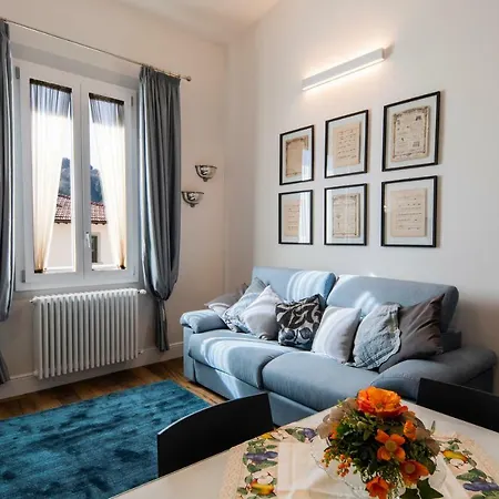Oltrarno Lily Apartment