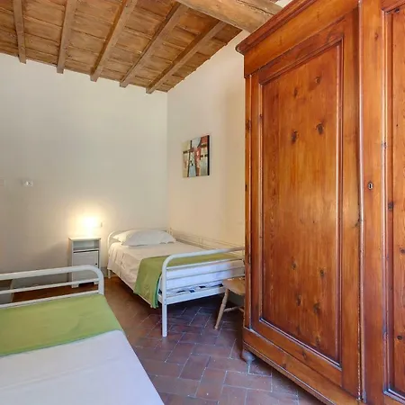 Casa *