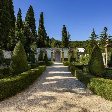 Torre A Cona Wine Estate Hotel 4*