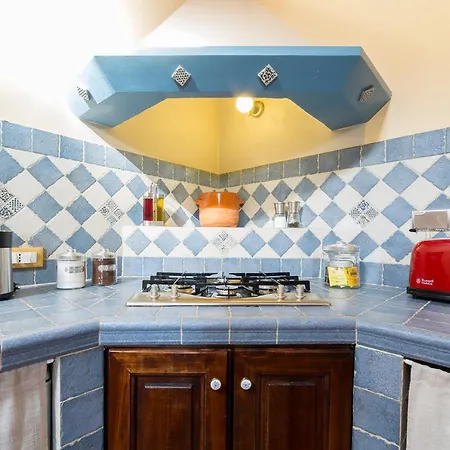 Mercato 2 Bedrooms Appartement *
