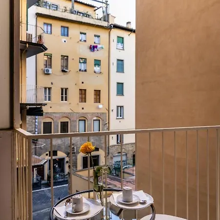 شقة Myflorenceholiday Gold Bridge فلورنس