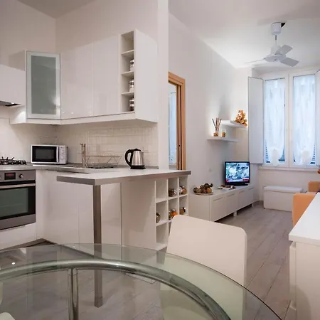 Apartment Novella White *