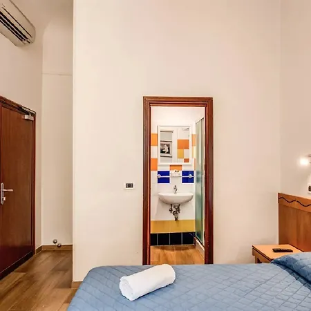 Nuova Italia Hotel 2*
