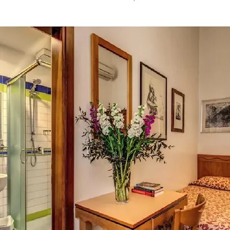 Nuova Italia Hotel Florence