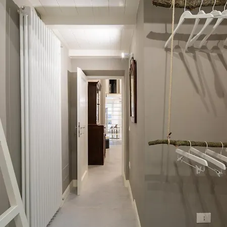 Casa Velluti Deluxe By Mmega Apartment