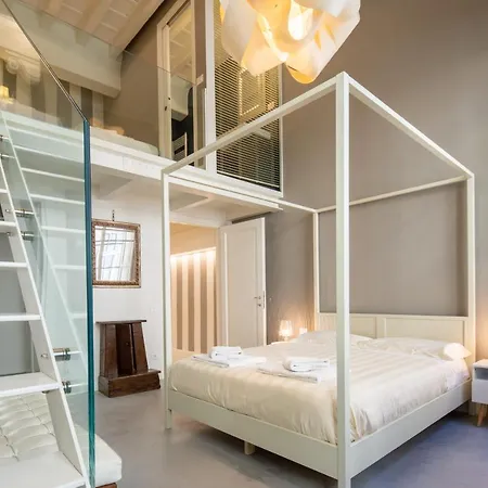 Casa Velluti Deluxe By Mmega Apartment