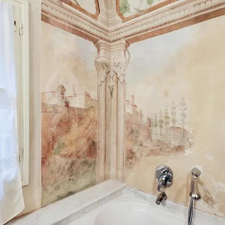 Appartamento Tornaquinci Palace *