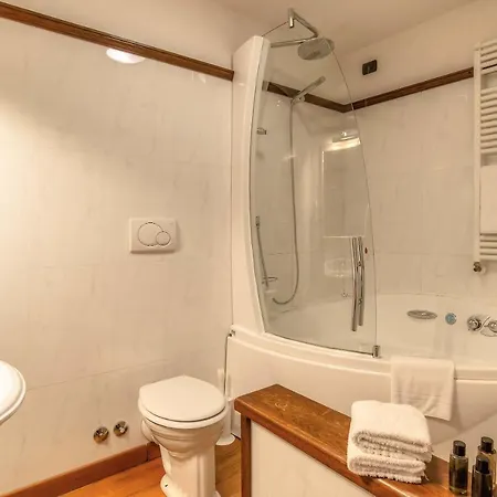 Il Mosaico Apartment *