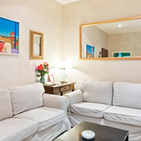Pergola Theater Apartment Florence