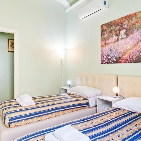 Apartment Pergola Theater