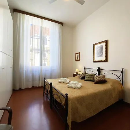 Medici Chapels Apartment *