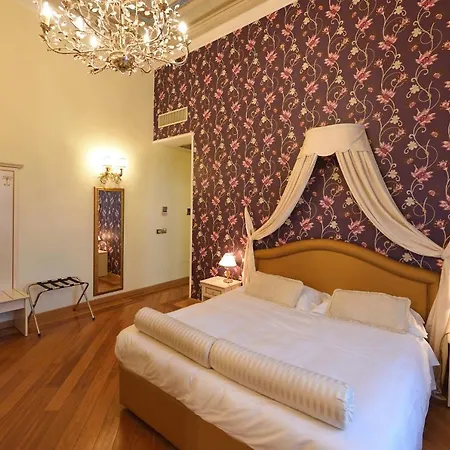 Gasthuis Relais La Corte Di Cloris Florence