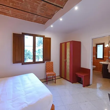 Gasthuis Relais La Corte Di Cloris Florence