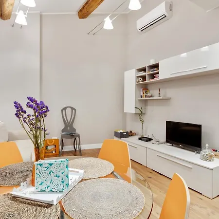 Palazzo Pitti & Ponte Vecchio Cozy Flat Florence