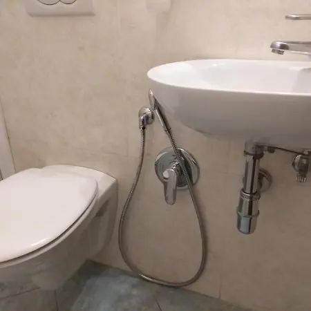 Bologna Hotel 2*