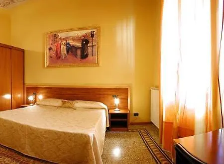 La Luna Guest house Florence