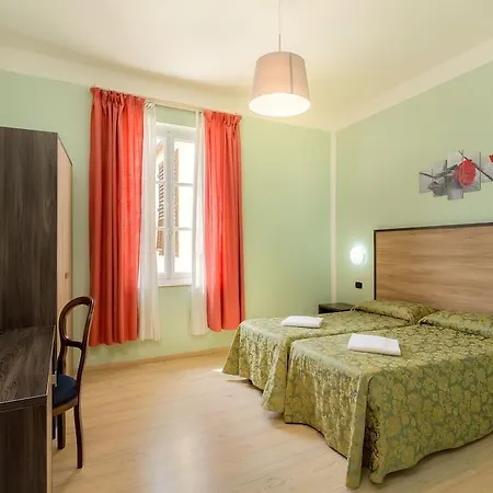 Flom Boutique Hotel 4*