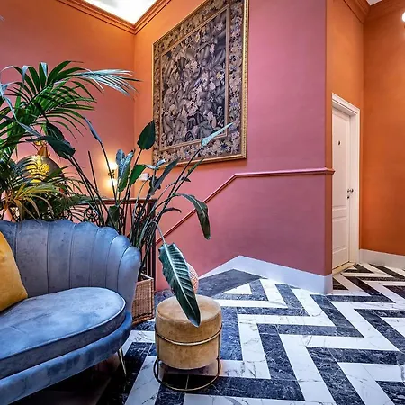 Ungherese Small Luxury Hotel 3*