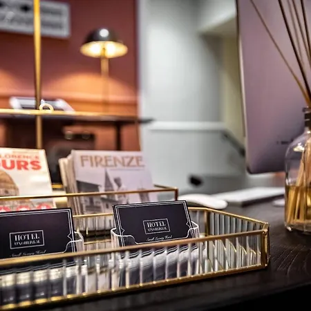Ungherese Small Luxury 3* Firenze