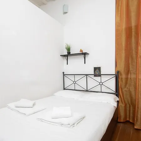 Borgo San Frediano 65 Apartment *