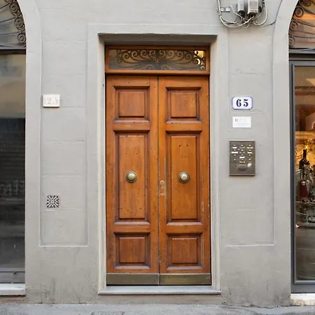 Borgo San Frediano 65 * Florence