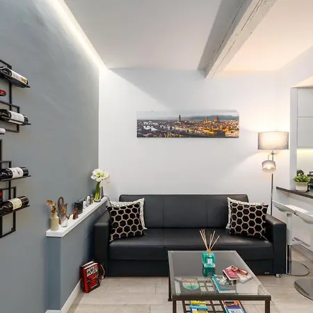 Apartment Dependance Machiavelli - And Wine Florenz