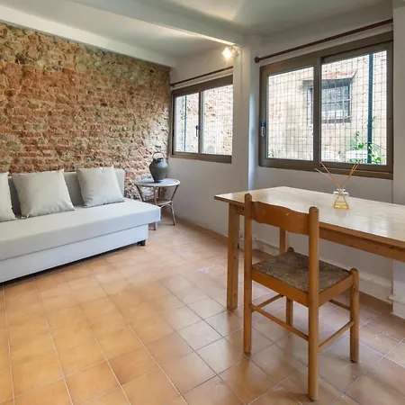Oltrarno Garden Apartment Florence