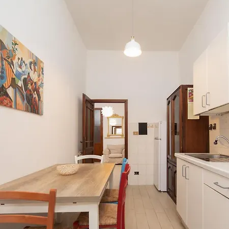 Oltrarno Garden Apartment *