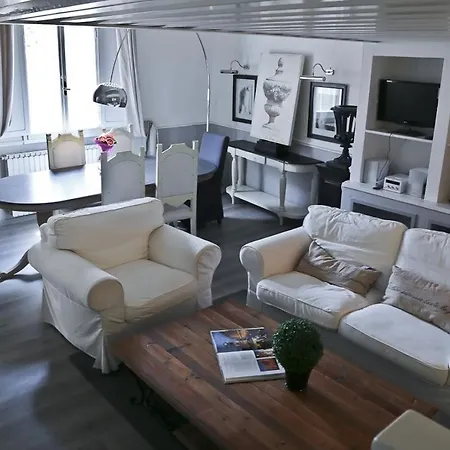 Apartment Maggio White Florence